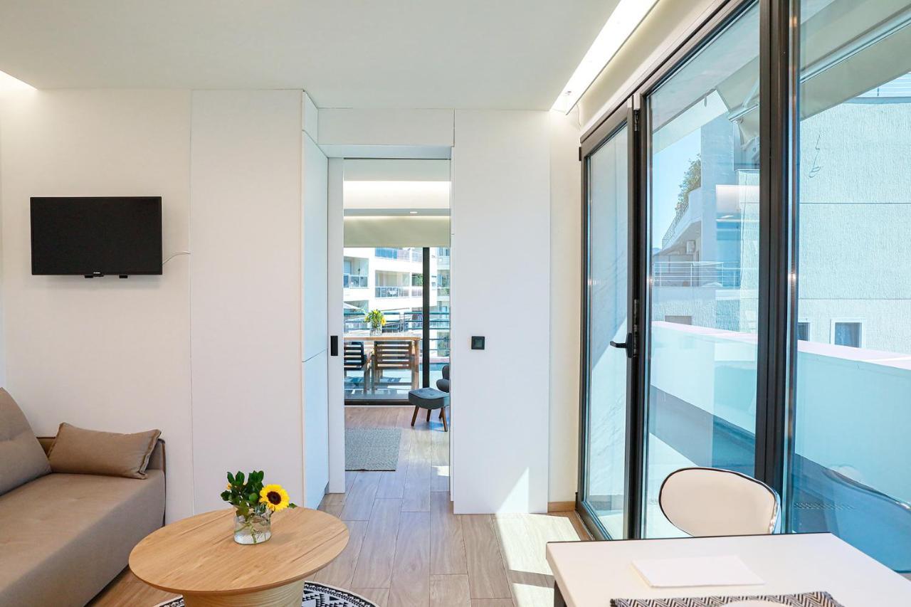 The First Key Luxury & Small Apartment In The Center Of كسانثي المظهر الخارجي الصورة