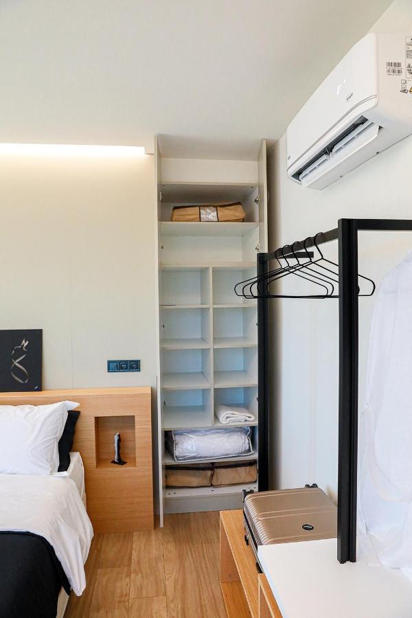 The First Key Luxury & Small Apartment In The Center Of كسانثي المظهر الخارجي الصورة