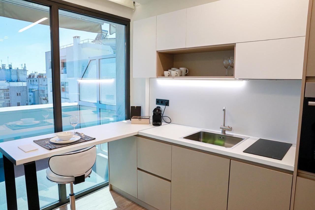 The First Key Luxury & Small Apartment In The Center Of كسانثي المظهر الخارجي الصورة